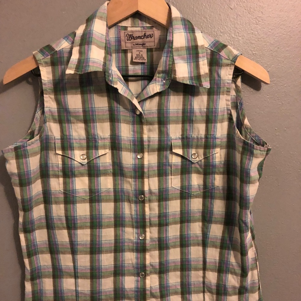Wrangler rancher women’s size small blouse